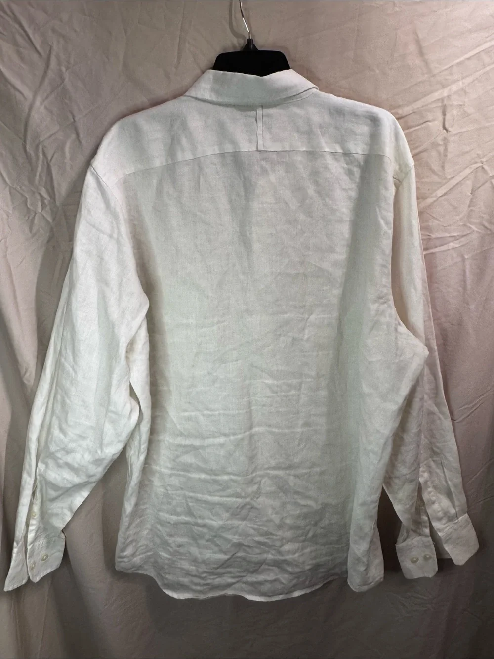 Banana Republic Men's White Linen Button-Up Shirt